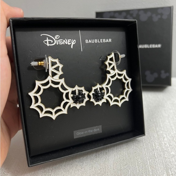 Out of stock X Disney items Earrings and Bagcharm Mickey Mouse spider web - Picture 3 of 16